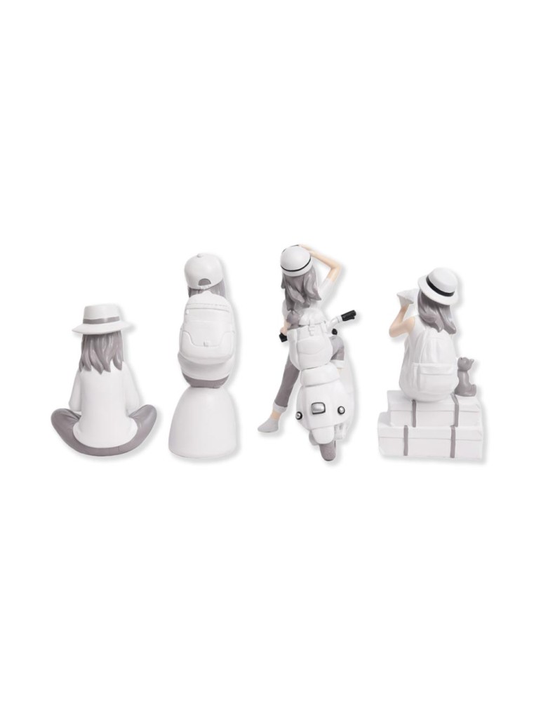 Lot de 4 sculptures – 04.822D